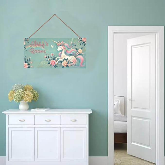 Personalized Signs Magic Rainbow Unicorn Sign Vintage Retro Wall Art Decoration Exquisite Decorative Signs Custom Name for Kids Room Wall Art Decor Nursery Decor For Kids Bedroom