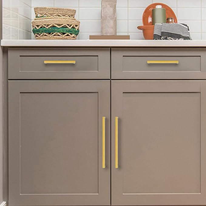 Ravinte 10 Pack Solid Kitchen Cabinet Handles Gold Cabinet Pulls Slim Drawer Pulls with 6-1/4 Inch Hole Center Square Bar Kitchen Cabinet Hardware Brushed Brass Cabinet pulls