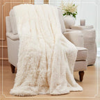The Connecticut Home Co Throw Blanket Soft Fluffy Room Decor, Cozy Warm Throws for Bed, Couch, Gifts for Women, Bedroom Cute Aesthetic Blankets Shag and Sherpa, 65x50, Purple