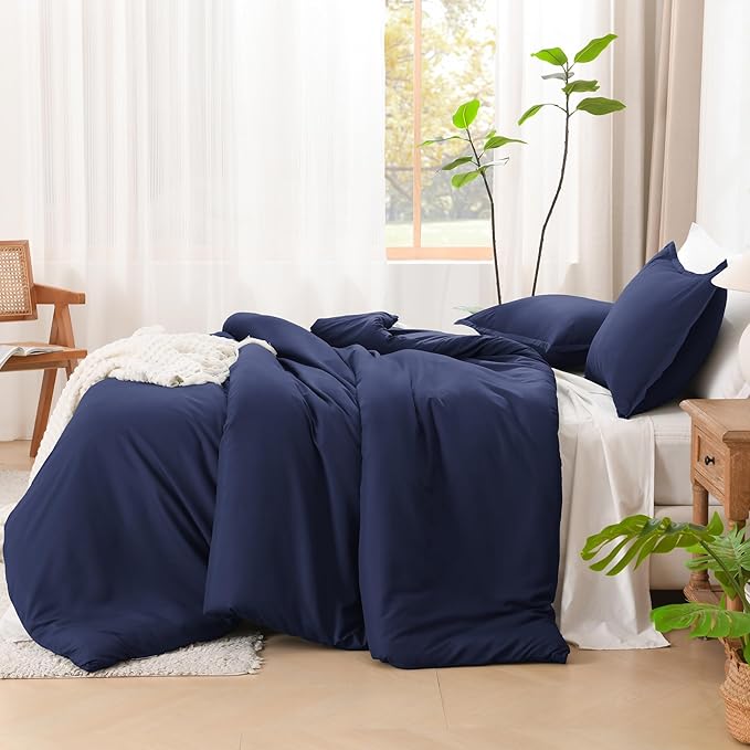 Litanika Navy Blue Comforter Set Queen Size, 3 Pieces Lightweight Solid Bedding Comforter Set, All Season Fluffy Down Alternative Bed Set (90x90In Comforter & 2 Pillowcases)
