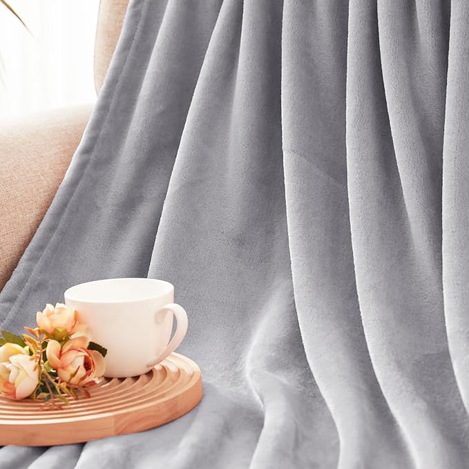 Exclusivo Mezcla Fleece Throw Blanket for Couch, Sofa, 300GSM Super Soft and Warm Blankets, Light Grey Throw All Season Use, Cozy, Plush, Lightweight, 50x60 Inches