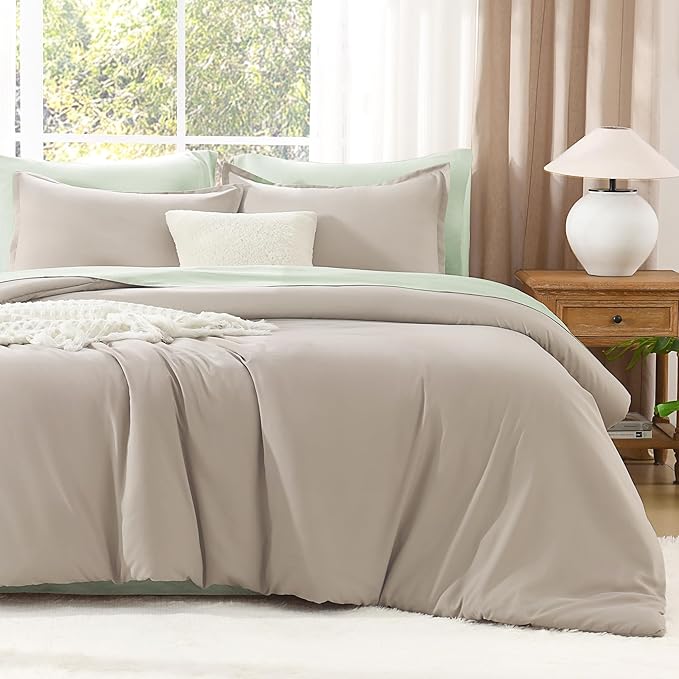 Litanika Oatmeal Twin/Twin XL Comforter Set, 2 Pieces Lightweight Solid Bedding Comforter Set, All Season Fluffy Bed Set (66x90In Comforter & 1 Pillowcase)