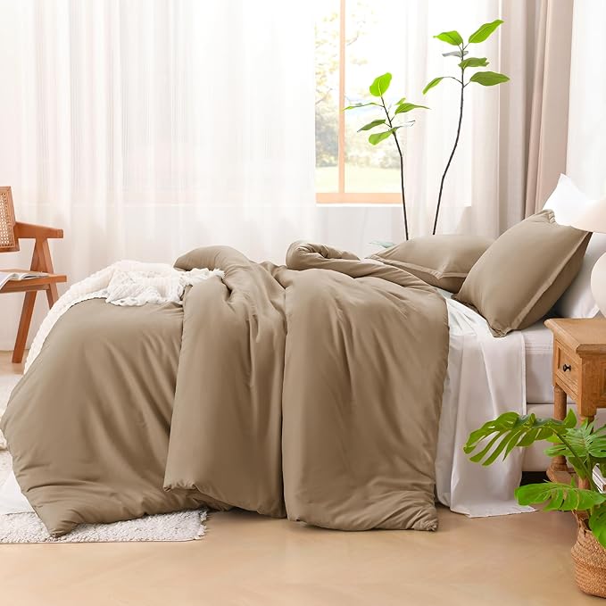 Litanika Taupe Comforter Set Full Size, 3 Pieces Solid Bedding Comforter Set, All Season Fluffy Bed Set (79x90In Comforter & 2 Pillowcases)