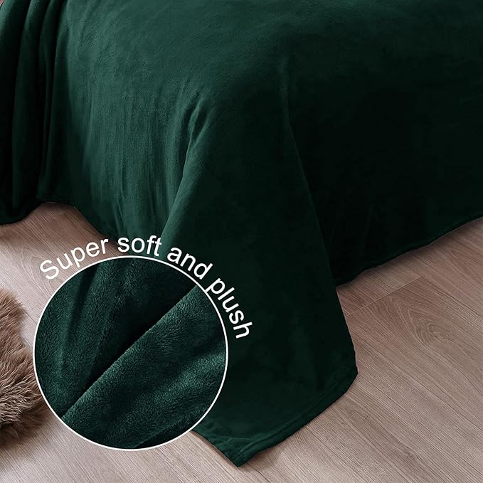 Exclusivo Mezcla Fleece Blanket King Size for Bed, Super Soft and Warm, All Season Use, Cozy, Plush, Lightweight, 90x104 Inches, Forest Green