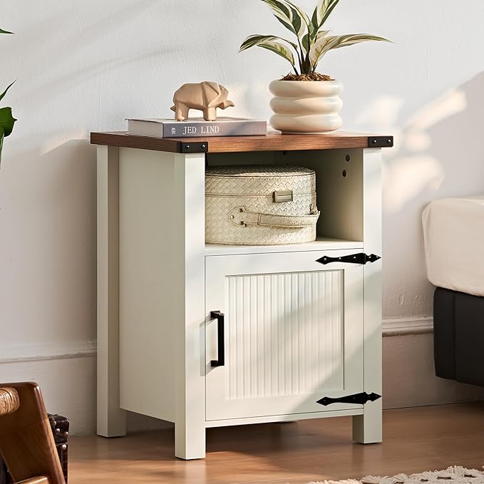 Nightstand with Charger Station and USB Port, 18 Inch Farmhouse Night Stand with Storage Shelf, Modern Couch Side Table with Magnetic Door, Bedside Tables for Bedroom, Home, Antique White