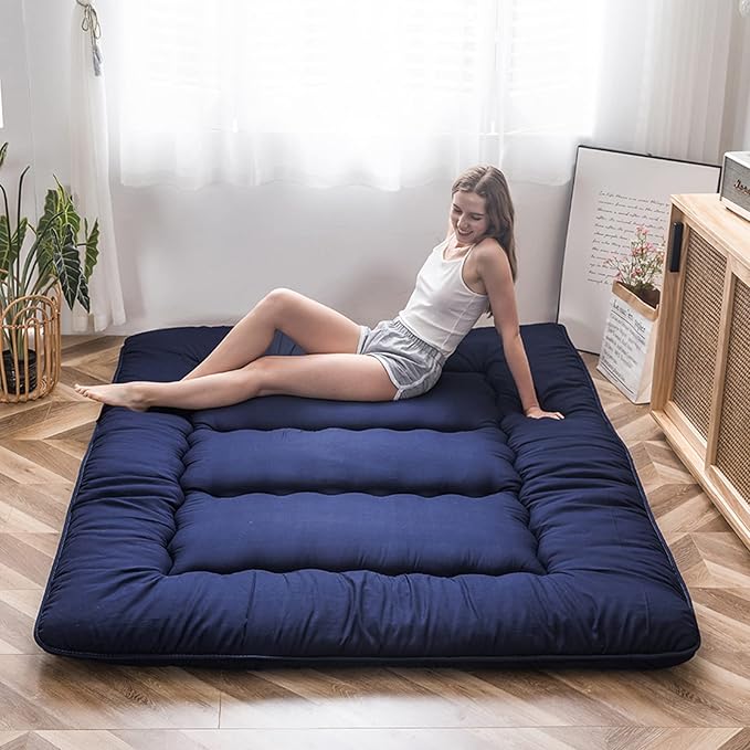 MAXYOYO Japanese Floor Mattress Futon Mattress, Thicken Tatami Mat Sleeping Pad Foldable Roll Up Mattress Boys Girls Dormitory Mattress Pad Kids Floor Lounger Pillow Bed, Navy, Full