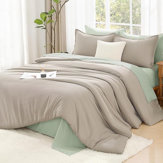 Litanika Oatmeal Twin/Twin XL Comforter Set, 2 Pieces Lightweight Solid Bedding Comforter Set, All Season Fluffy Bed Set (66x90In Comforter & 1 Pillowcase)