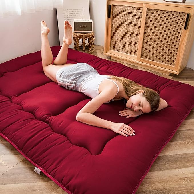 MAXYOYO Japanese Floor Mattress Futon Mattress, Thicken Sleeping Pad Foldable Roll Up Floor Futon for Adults Tatami Mat Dormitory Bed Lounger, Burgundy, Full Size