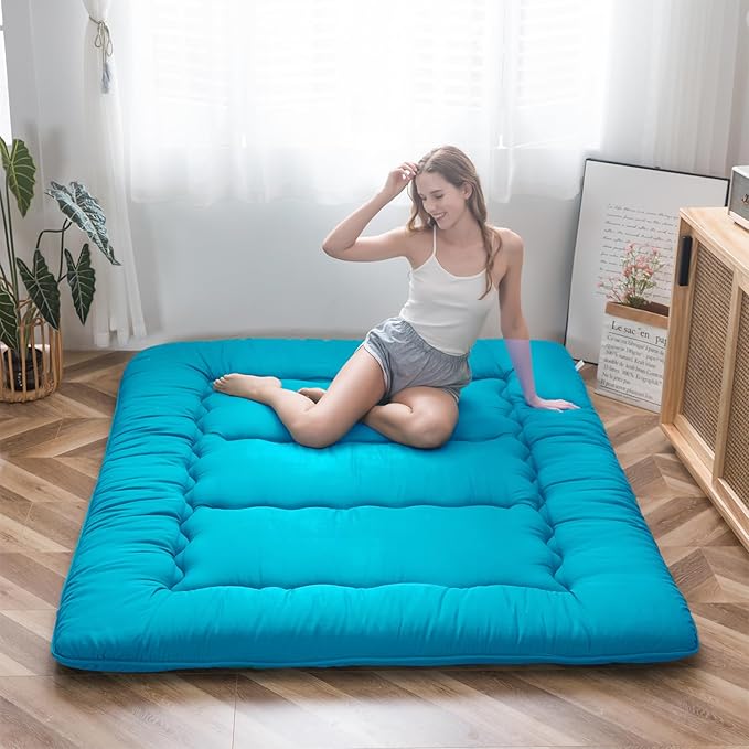 MAXYOYO Japanese Floor Mattress Futon Mattress, Thicken Tatami Mat Sleeping Pad Foldable Roll Up Mattress Boys Girls Dormitory Mattress Pad Kids Floor Lounger Bed Couches and Sofas, Turquoise, King