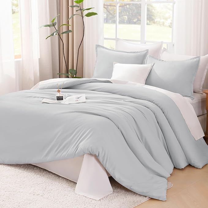 Litanika Comforters Light Grey Oversized King Size, 3 Pieces Lightweight Solid Bedding Comforter Set, All Season Fluffy Bed Set (120x98In Comforter & 2 Pillowcases)