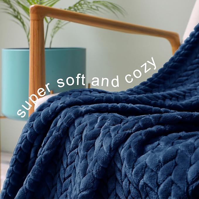 Exclusivo Mezcla Fleece King Size Blanket for Bed, 90x104 Inches Soft Cozy Jacquard Flannel Blankets, Lightweight Fuzzy Plush Warm for Winter, Navy Blue