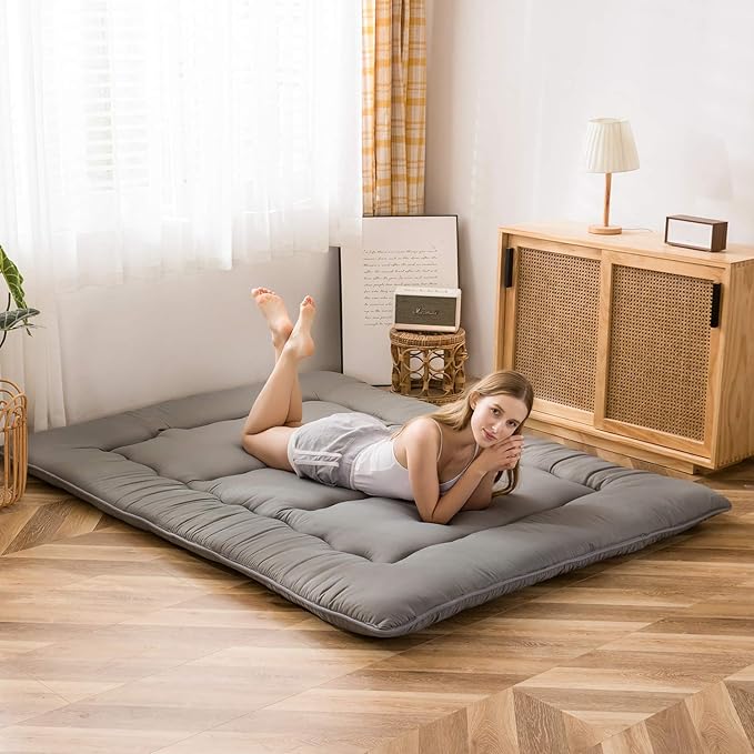 MAXYOYO Japanese Shiki Futon Mattress Floor Mattress Thicken Tatami Mat Sleeping Pad Roll Up Mattress Floor Lounger Bed Folding Couch Bed Mattress Pad for Guest Room, Charcoal Grey, King