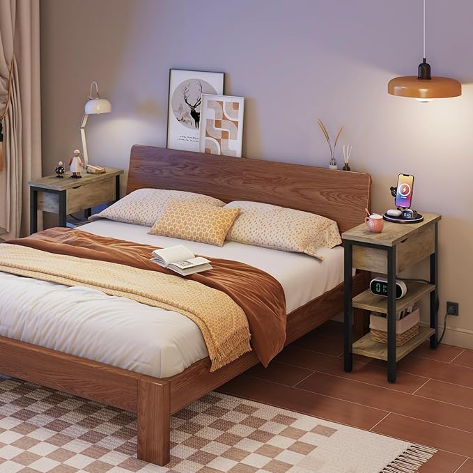 HOOBRO End Table with Charging Station, Narrow Side Table, Flip Top Nightstand with USB Ports and Outlets, Bedside Tables with Shelf for Small Spaces, Living Room, Sunwashed Ash Oak BHH341BZ01