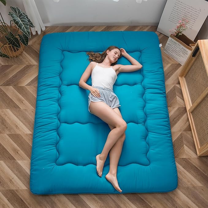 MAXYOYO Japanese Floor Mattress Futon Mattress, Thicken Tatami Mat Sleeping Pad Foldable Roll Up Mattress Boys Girls Dormitory Mattress Pad Kids Floor Lounger Bed Couches and Sofas, Turquoise, Queen