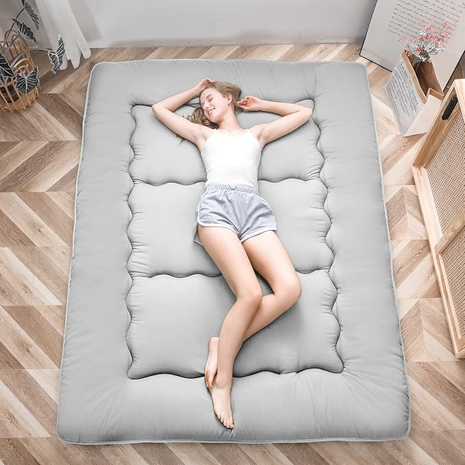 MAXYOYO Japanese Floor Mattress, Thicken Daybed Futon Sleeping Pad Foldable Roll Up Mattress Boys Girls Dormitory Floor Lounger Bed Couches and Sofas, Grey, Twin Size
