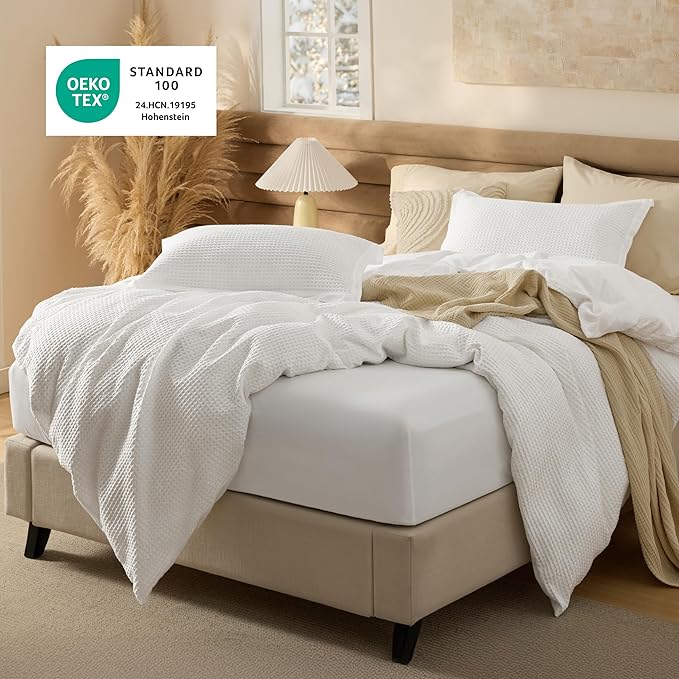 Bedsure 100% Cotton Duvet Cover Queen Size with Fitted Sheet - 4 Pieces Coconut White Waffle Weave Bedding Set, GentleSoft™ and Breathable, Includes 1 Duvet Cover 90x90, 1 Fitted Sheet, 2 Pillow Shams
