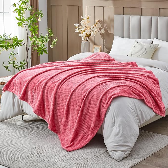 NEWCOSPLAY Super Soft King Blanket Coral Pink Premium Silky Flannel Fleece Leaves Pattern Lightweight Bed Blanket All Season Use (Coral Pink, King(90"x110"))