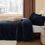 BEDELITE Fleece Oversized Queen Comforter Set -Super Soft & Warm Fluffy Navy Blue Bedding, Luxury Fuzzy Heavy Bed Set for Winter with 2 Pillow Cases