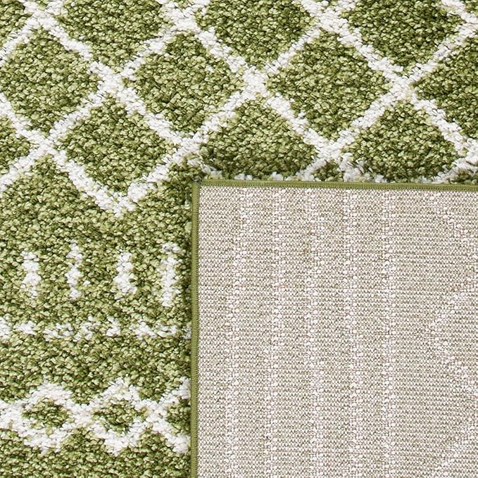 SAFAVIEH Arizona Shag Collection Area Rug - 5'1" x 7'6", Green & Ivory, Moroccan Design, Non-Shedding & Easy Care, 1.6-inch Thick Ideal for High Traffic Areas in Living Room, Bedroom (ASG741X)