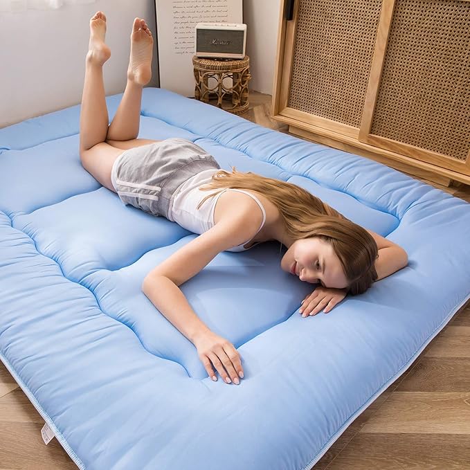 MAXYOYO Japanese Floor Mattress Futon Mattress, Thicken Sleeping Pad Foldable Roll Up Floor Futon for Adults Tatami Mat Dormitory Bed Lounger, Dusty Blue, Full Size