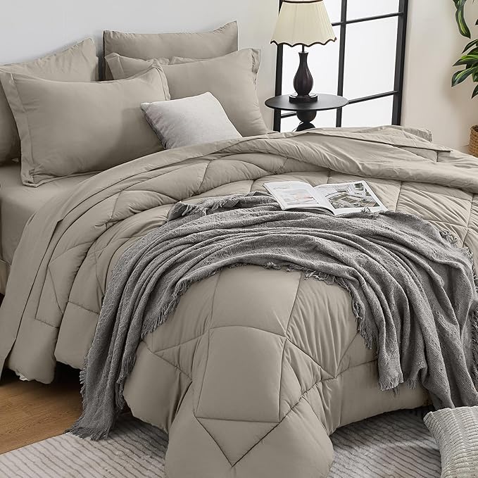 HEVUMYI Oatmeal Twin Comforter Set - 5-Piece All Season Bed in a Bag Twin, Ultra Soft Bedding Set with Comforter, Flat Sheet, Fitted Sheet, Pillowcases, Pillow Shams