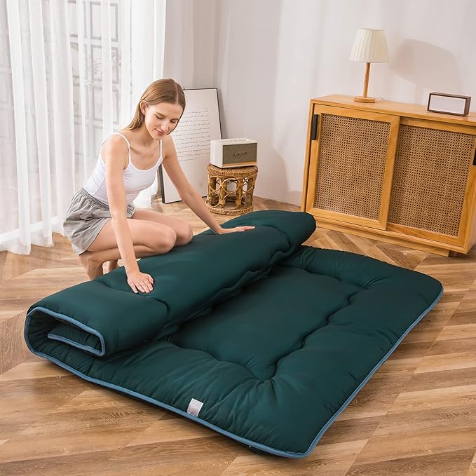 MAXYOYO Japanese Floor Mattress Futon Mattress, Thicken Sleeping Pad Foldable Roll Up Floor Futon for Adults Tatami Mat Dormitory Bed Lounger, Dark Green, Full Size