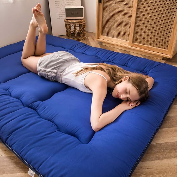 MAXYOYO Japanese Floor Mattress Futon Mattress, Thicken Sleeping Pad Foldable Roll Up Floor Futon for Adults Tatami Mat Dormitory Bed Lounger, Royal Blue, Twin Size