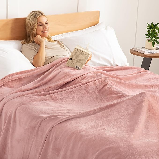 Exclusivo Mezcla Fleece Blanket Twin Size for Bed, Super Soft and Warm, All Season Use, Cozy, Plush, Lightweight, 90x66 Inches, Dusty Pink