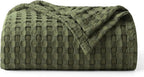 Bedsure Cooling Cotton Waffle Twin XL Blanket - Lightweight Breathable Blanket of Rayon Derived from Bamboo for Hot Sleepers, Luxury Throws for Bed, Couch and Sofa, Green, 66x90 Inches