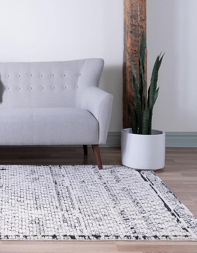 Rugs.com Morocco Collection Rug – 5' x 8' Ivory High-Pile Rug Perfect for Living Rooms, Large Dining Rooms, Open Floorplans