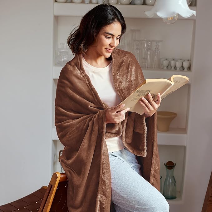 Exclusivo Mezcla Fleece Blanket King Size for Bed, Super Soft and Warm, All Season Use, Cozy, Plush, Lightweight, 90x104 Inches, Brown