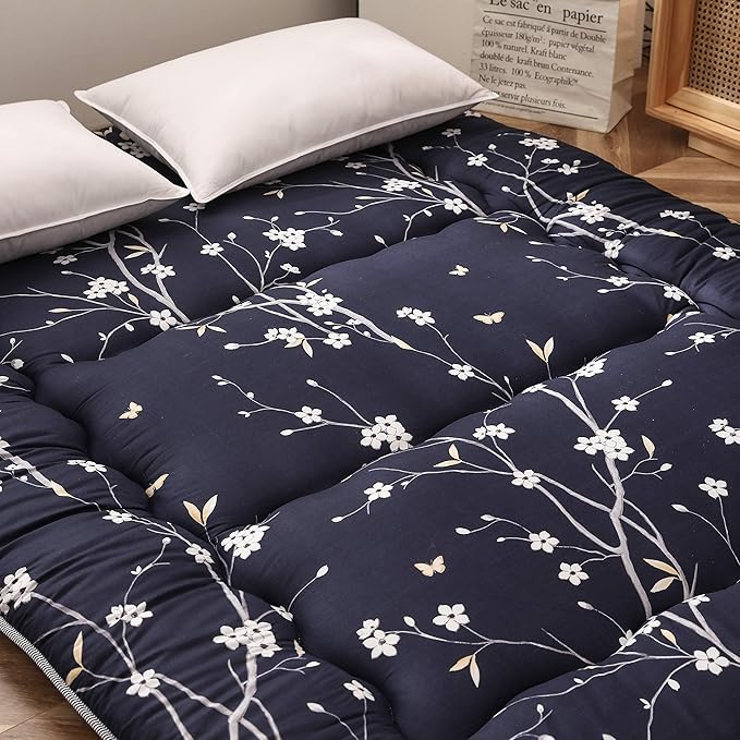 MAXYOYO Japanese Floor Mattress Navy Floral Printed Futon Mattress Foldable Floor Bed Roll Up Camping Mattress Floor Lounger Queen Size Bed Mattress