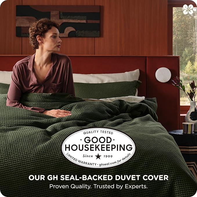 Bedsure Cotton Duvet Cover Set - 100% Cotton Waffle Weave Olive Green Duvet Cover California King Size, GentleSoft™ and Breathable Cal King Bedding Set for All Season, 3 Pieces, 104"x98"
