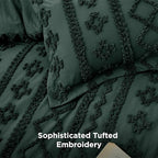 Bedsure Tufted Boho Comforter Set King Size - Emerald Green Boho Bed Set, GentleSoft™ 3 Pieces Farmhouse Shabby Chic Embroidery Bedding, Gifts for Woman, Soft Jacquard King Comforter for All Seasons