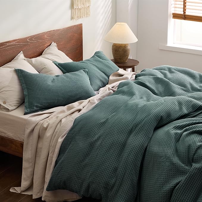 Bedsure Cotton Duvet Cover Queen - 100% Cotton Waffle Weave Forest Green Duvet Cover Queen Size, GentleSoft™ and Breathable Bedding Set for All Season, 3 Pieces, 90"x90"