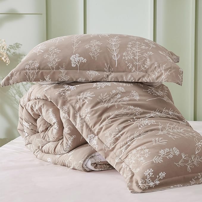 Bedsure Twin/Twin XL Comforter Set - Light Taupe Bed Set, 2 Pieces Cute Floral Bedding, 1 Soft Reversible Botanical Flowers Comforter and 1 Pillow Sham