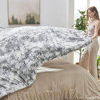 Bedsure GentleSoft Sherpa Fluffy Blanket King Size for Bed - Fleece Warm and Cozy for Women Gift, Plush & Fuzzy Faux Fur Christmas Blanket for Couch Decor, Tie Dye Design, Light Grey, 108x90 Inches