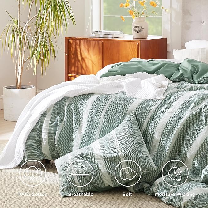 Bedsure Waffle Weave Duvet Cover King - 100% Cotton Boho Duvet Cover with 2 Pillowcases - Green Textured Comforter Cover with Zipper Closure (King, 104"x90")