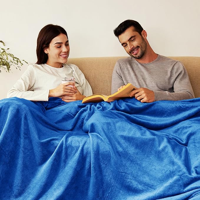 Exclusivo Mezcla Fleece Blanket King Size for Bed, Super Soft and Warm, All Season Use, Cozy, Plush, Lightweight, 90x104 Inches, Cobalt Blue