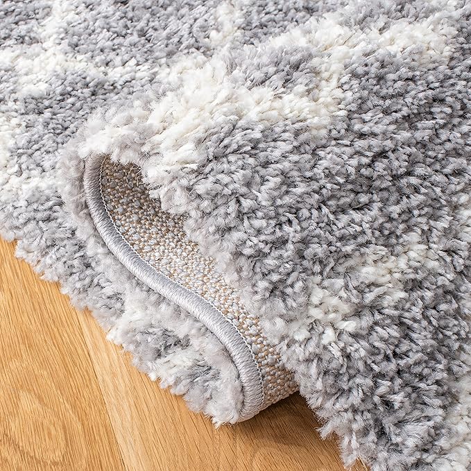 SAFAVIEH Arizona Shag Collection Accent Rug - 4' x 6', Grey & Ivory, Moroccan Design, Non-Shedding & Easy Care, 1.6-inch Thick Ideal for High Traffic Areas in Entryway, Living Room, Bedroom (ASG741G)